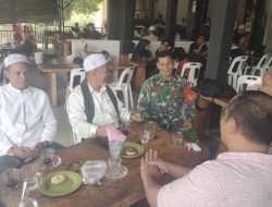 KOREM 012/TU : Babinsa Kuta Ateuh Perkuat Kerukunan Lewat Komsos Bersama Tokoh Ulama