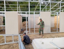 KOREM 012/TU : Personil TNI terus Bangun Huntara untuk Korban Banjir Di Beutong Ateuh Banggalang