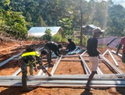 Korem 012/TU : Babinsa Posramil Beutong Ateuh Banggalang Terus Memonitoring Pembangunan Huntara