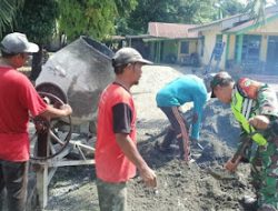 Babinsa Tumbuhkan Rasa Kebersamaan dengan Semangat Gotong Royong bersama Masyarakat