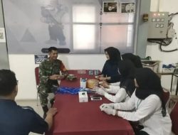 KOREM 012/TU : Momentum Idul Fitri, Babinsa dan Petugas Rutan Sabang Perkuat Pengamanan Kunjungan