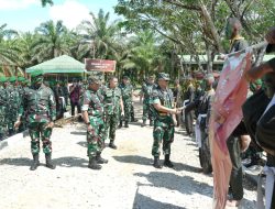 Disambut Semangat Prajurit, Pangdam IM Tekankan Disiplin di Yonif TP 957/Leubah Uteun