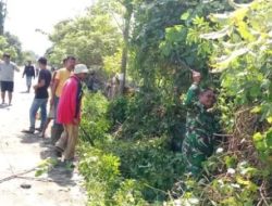 Wujudkan Desa Bersih dan Sehat, Babinsa dan Warga di Susoh Gelar Aksi Pembersihan Massal