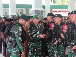 Kapoksahli Pangdam IM Lepas Satgas Pamtas RI–PNG Yonif 115/ML, Tekankan Profesionalisme dan Kehormatan Prajurit