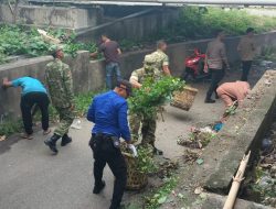 TNI Peduli Sampah, Kodim 0107/Aceh Selatan Bersihkan Pasar dan Lingkungan Desa