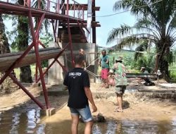 Air Sungai Naik, Personel TNI Tetap Ukur Tali Seling Jembatan Perintis Cibubukan-Serasah